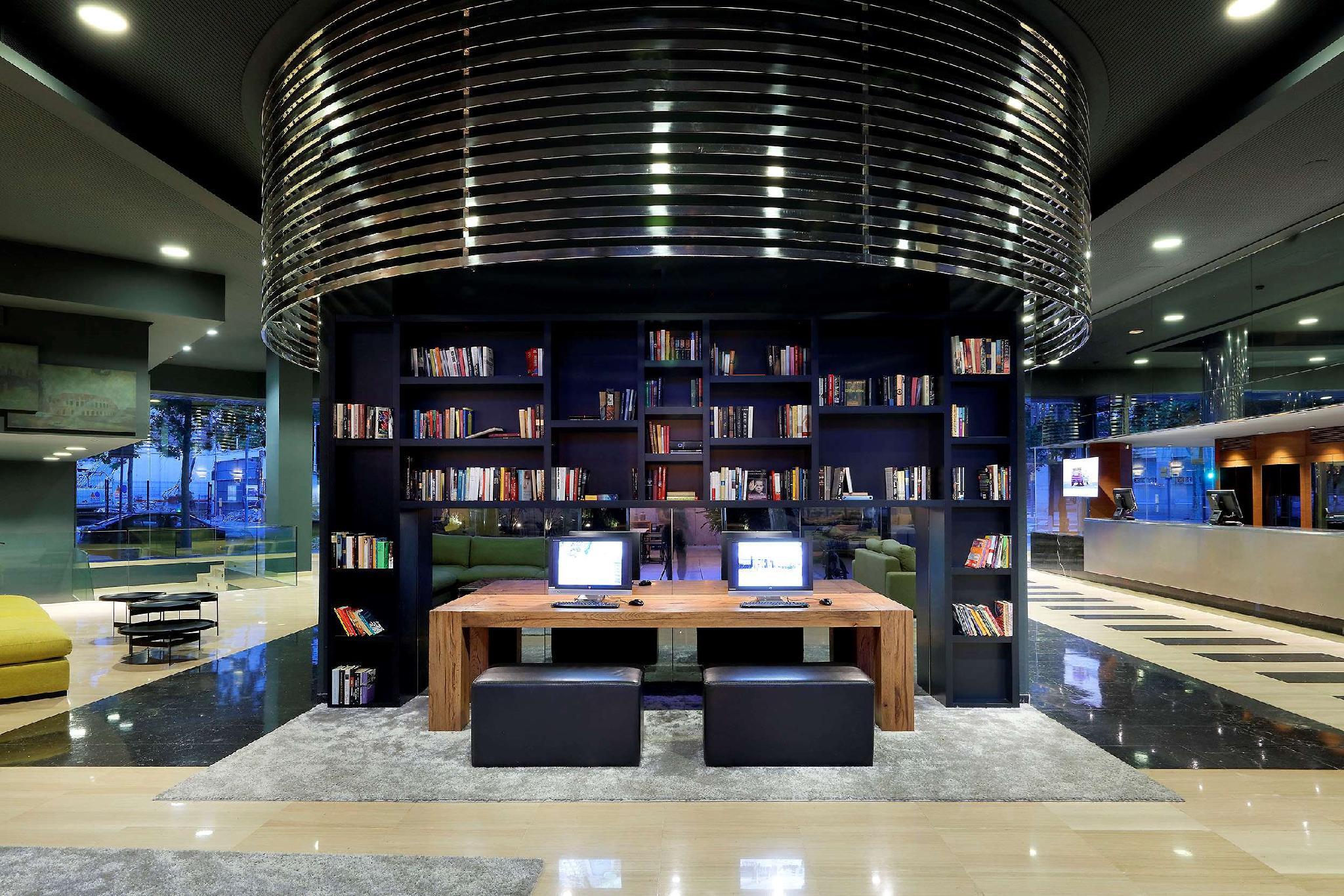 ホテル SB イカリア バルセロナ 写真