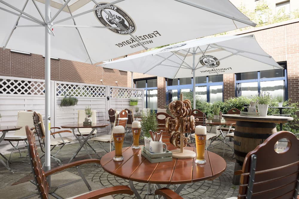 メルキュール ホテル ミュンヘン ノイパーラッハ ズート 写真