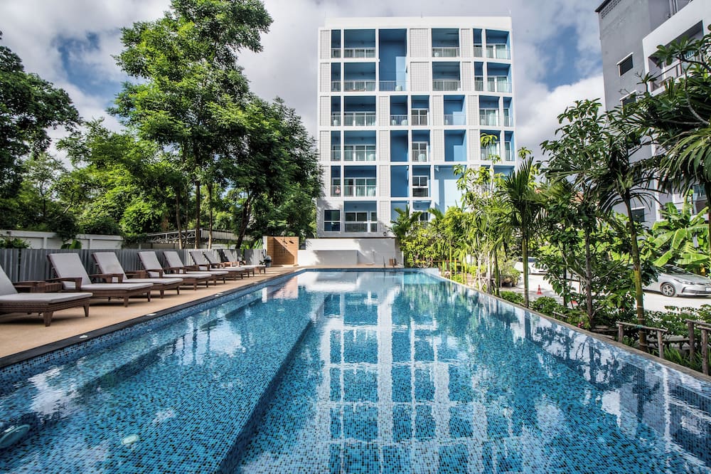 ディープロム パタヤ ホテル 写真