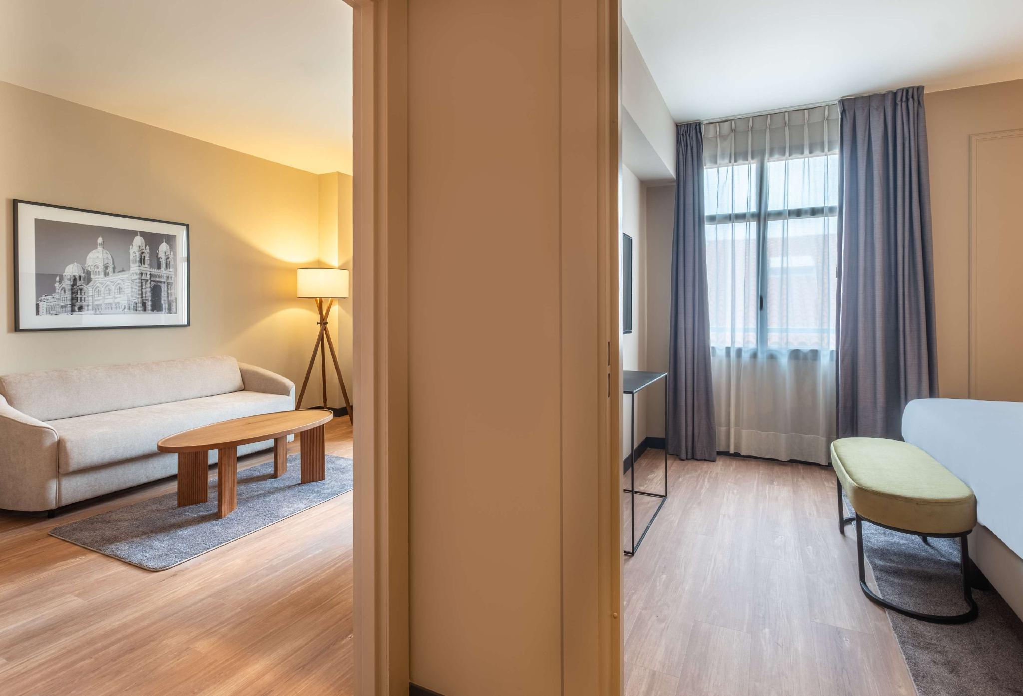 ラディソン ブル ホテル マルセイユ ビュー ポール 写真