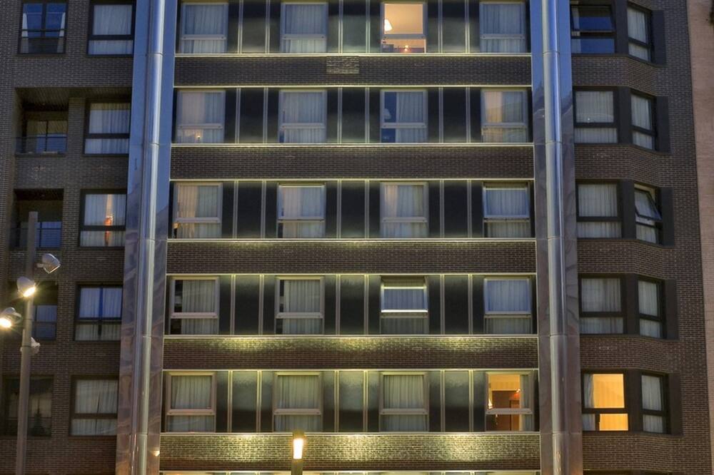 Hotel Gran Via 写真