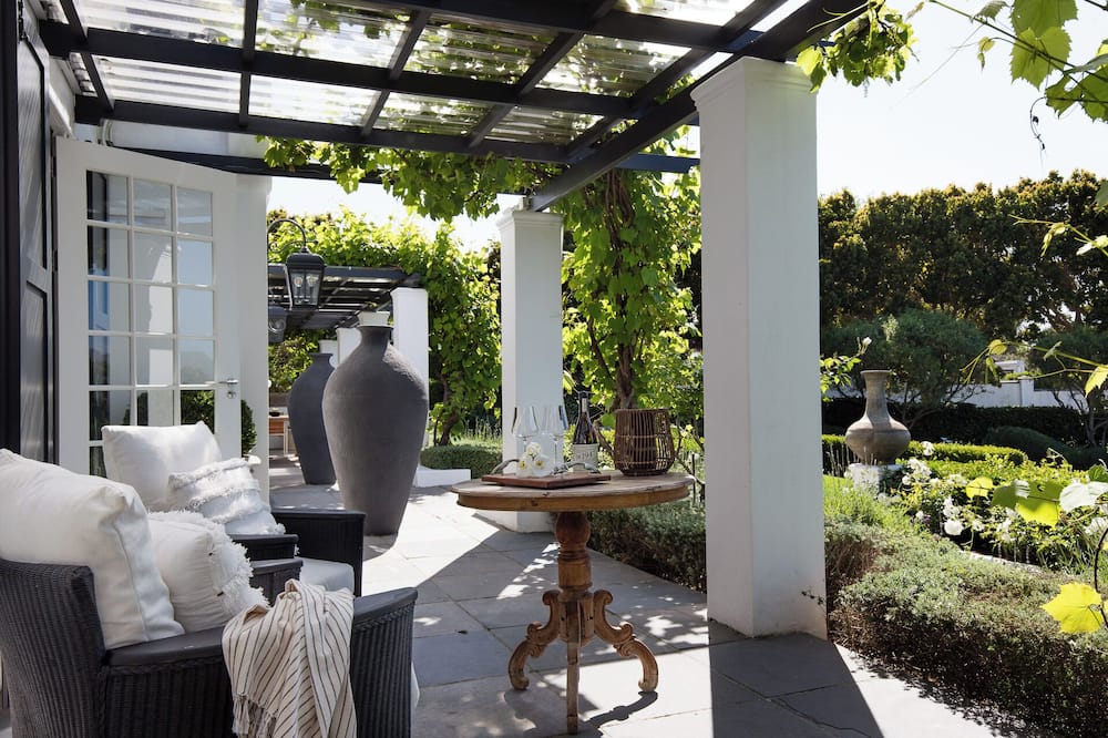 14 オン クライン コンスタンティア 写真