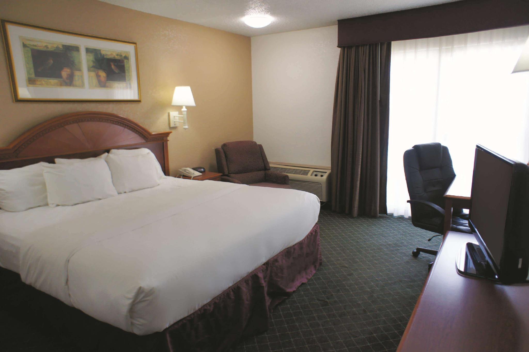 ラ キンタ イン バイ ウィンダム エル ドラド 写真