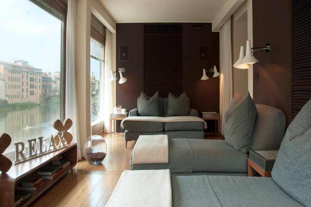 コンチネンターレ 写真