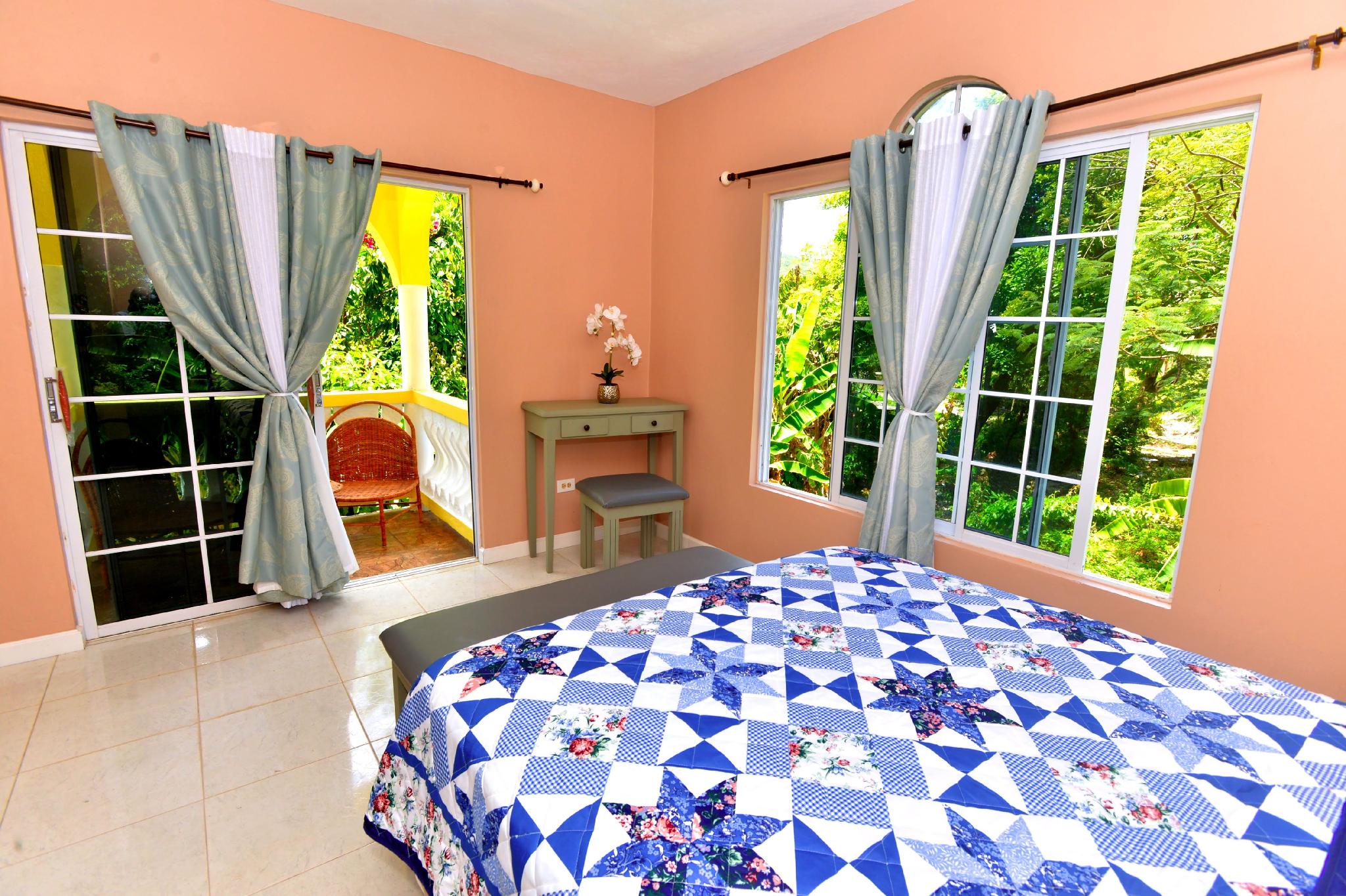 Takuma Boutique Hotel and villa Suites Jamaica 写真