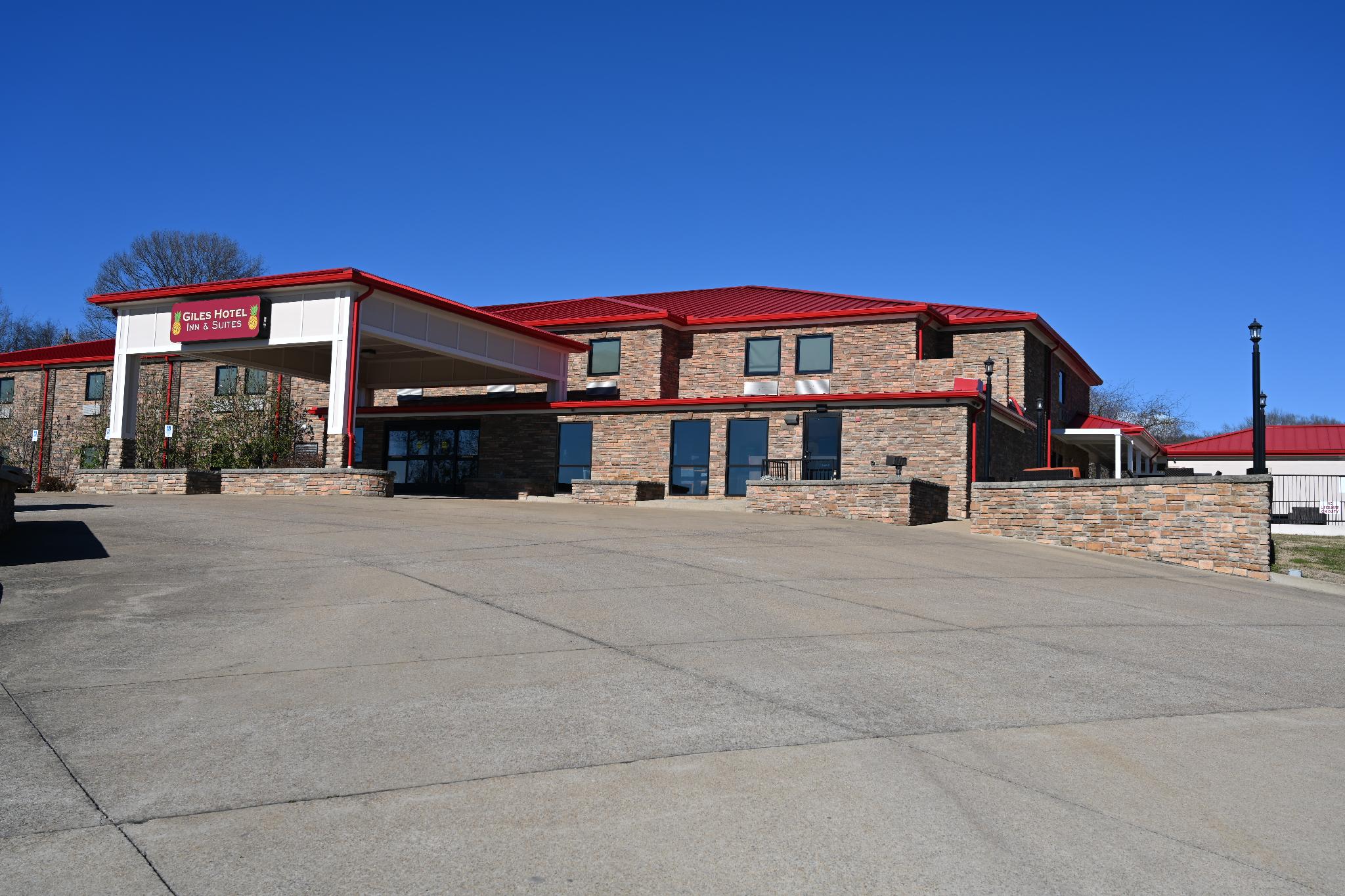 Giles Hotel Inn & Suites 写真