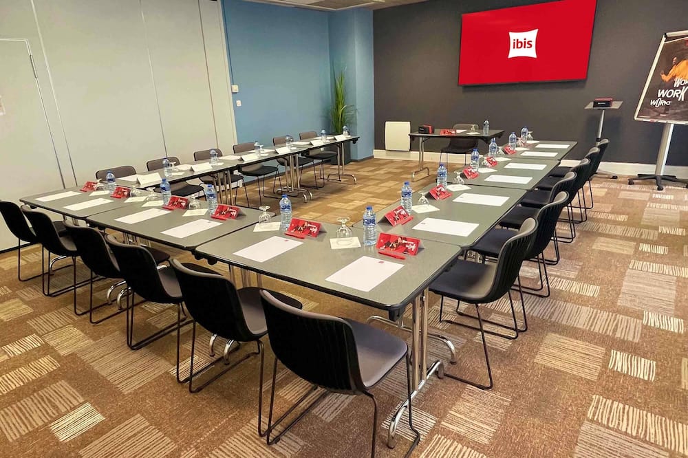 イビス ナンシー サントル スタニスラス 写真