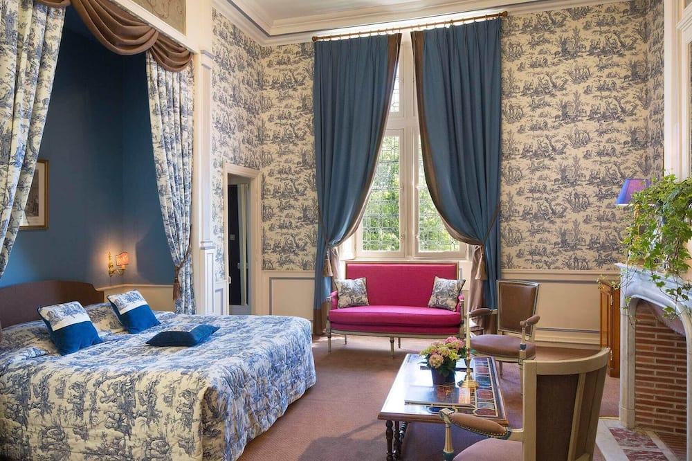 シャトー ド ノワゼィ 写真