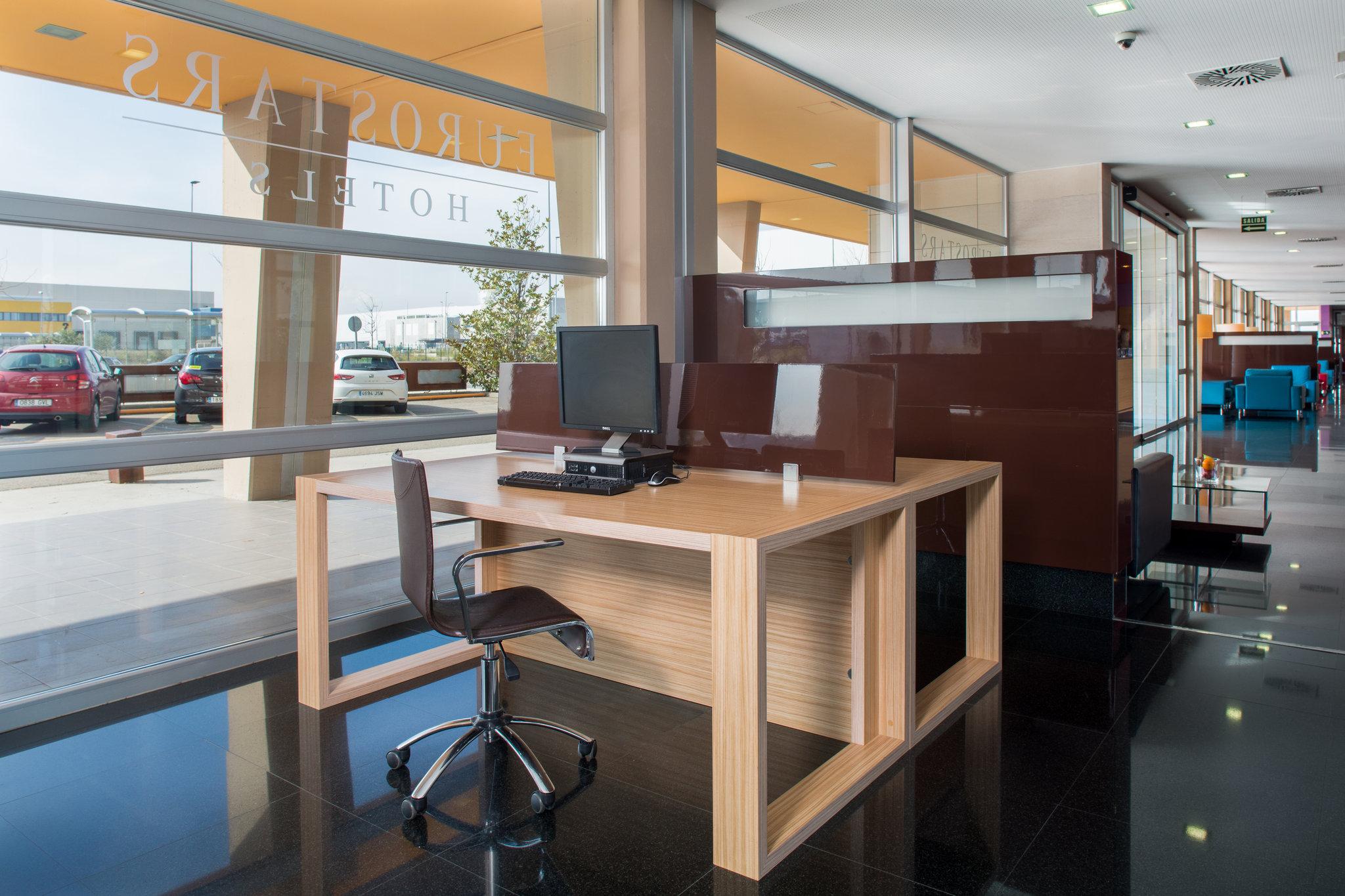 ホテル ユーロスターズ レイ フェルナンド II 写真