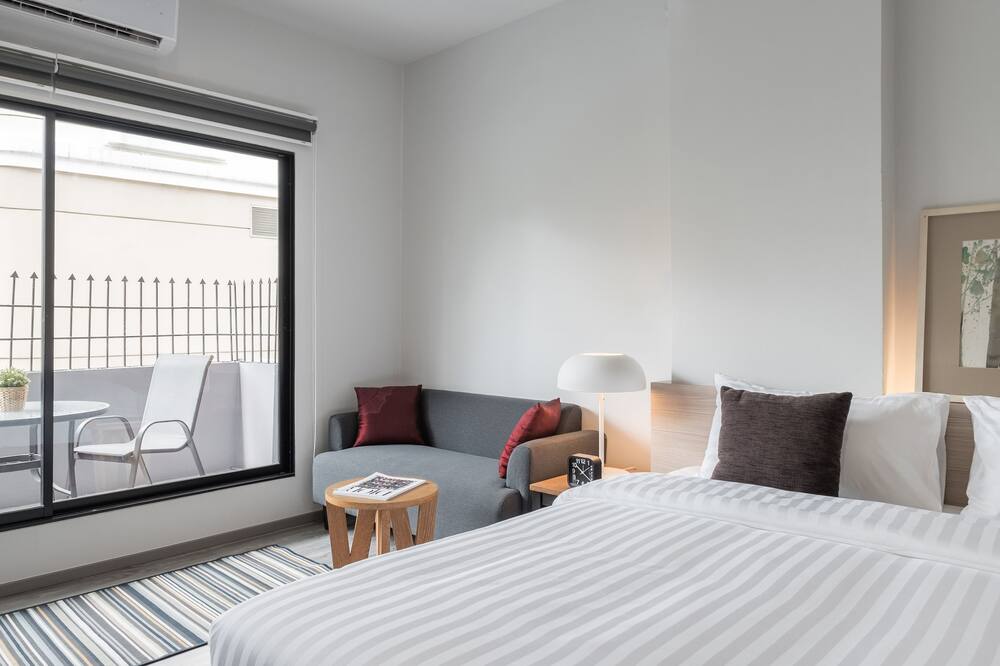 チャイナ コージー アソーク 写真