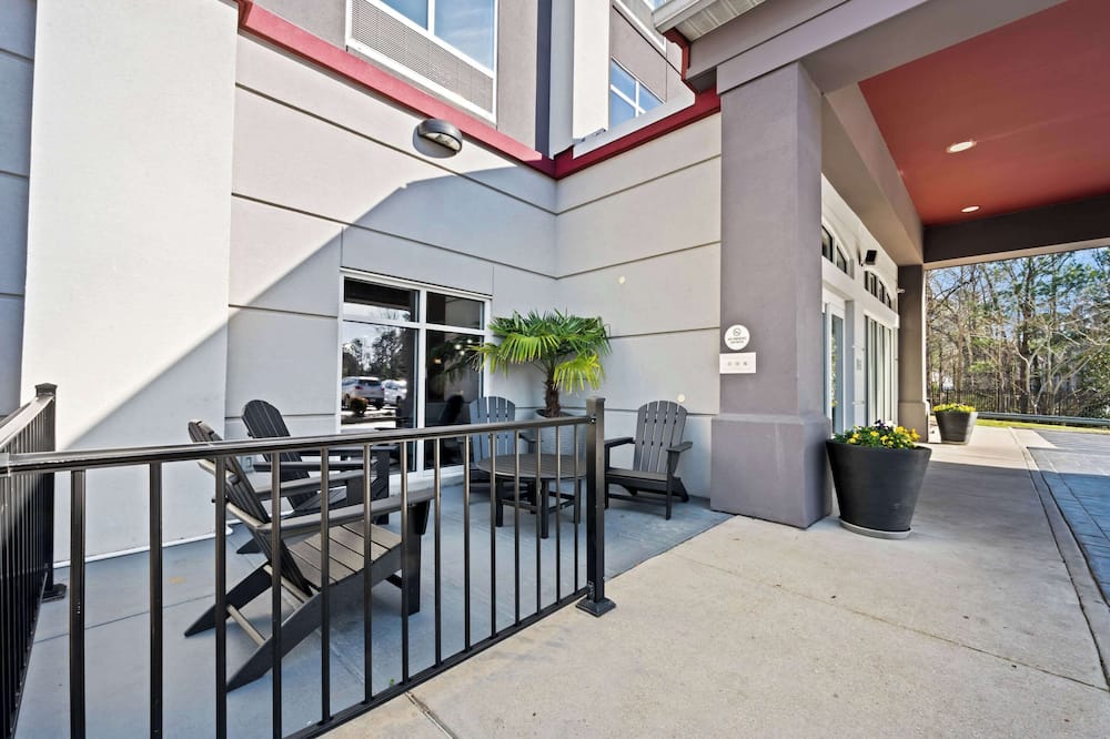 コンフォート スイーツ ウィリアムズバーグ ヒストリック エリア 写真