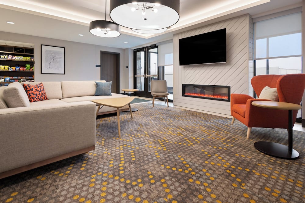 Holiday Inn & Suites Richmond - West End By IHG 写真