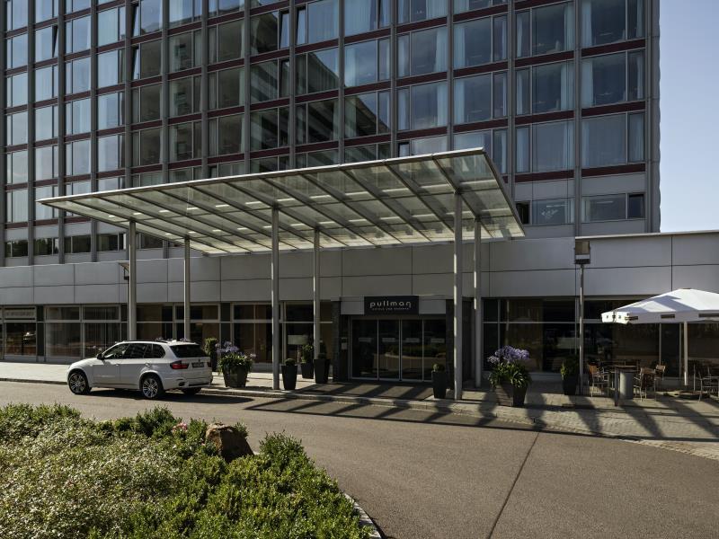 オクシデンタル ドレスデン ニューア 写真