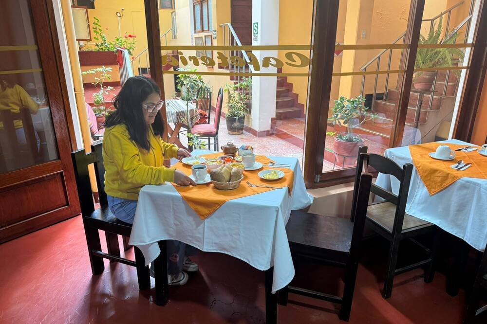 ワイナ ハウス Go 写真