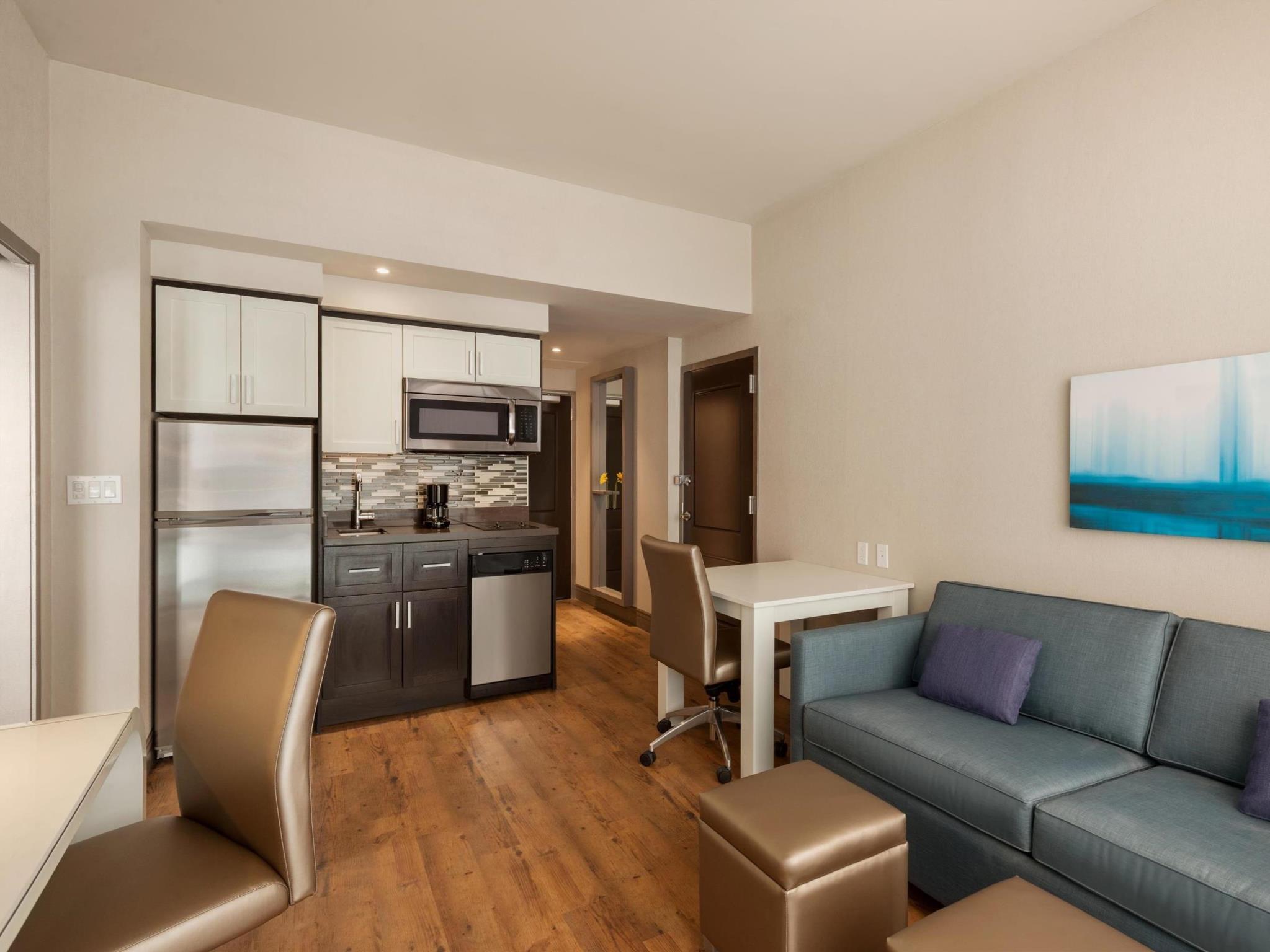 ホームウッド スイーツ バイ ヒルトン ニューヨーク ミッドタウン マンハッタン タイムズ スクエア サウス 写真