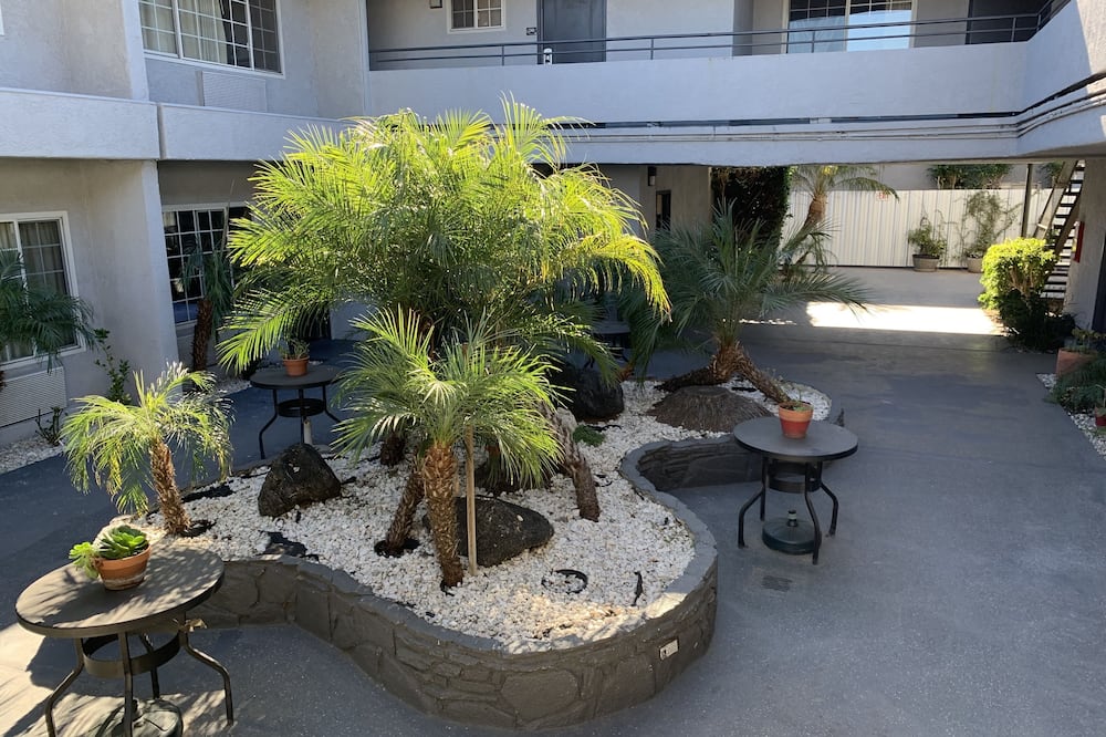 スカイウェイズ ホテル 写真