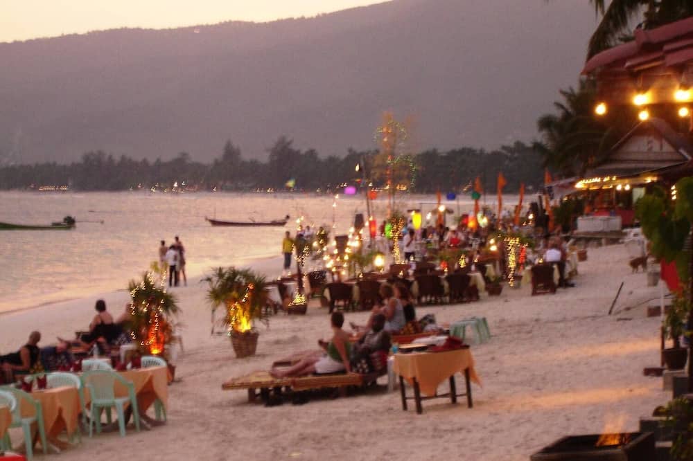 ナントラ チャウェン ビーチ ホテル 写真