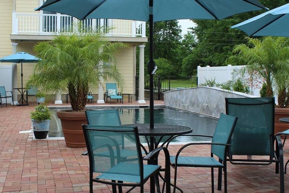 ホープ アンド グローリー イン アンド ヴィンヤード 写真