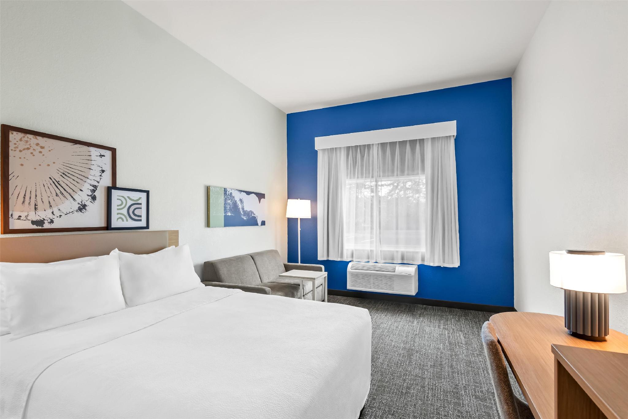 Spark by Hilton Duluth 写真