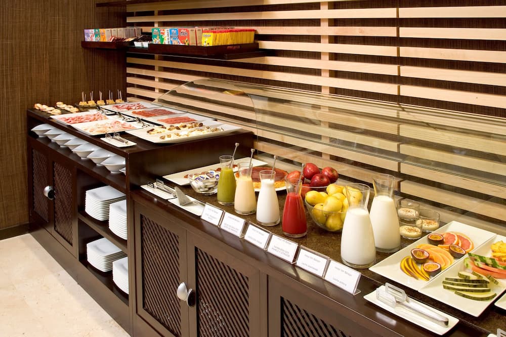 NH ヴァリャドリッド バラゴ 写真