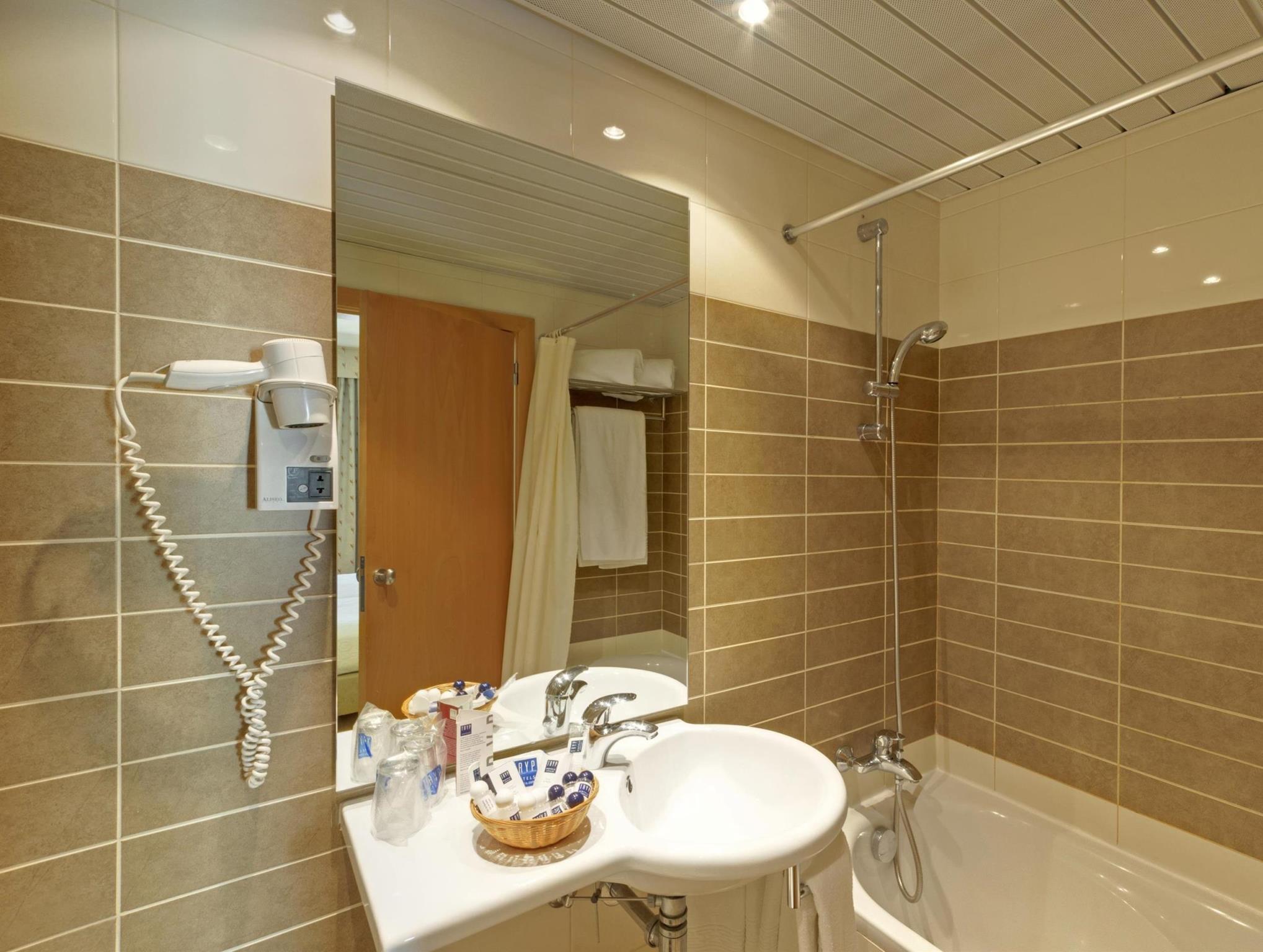 トリップ バイ ウィンダム ポルト セントロ ホテル 写真