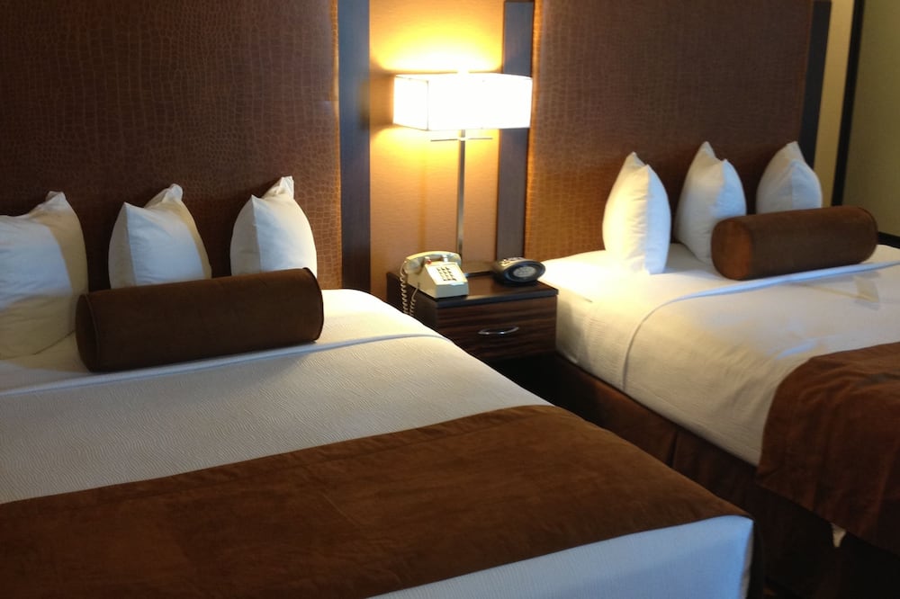 ベストウェスタン プラス スイーツ ホテル コロナド アイランド 写真