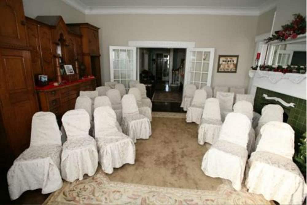 Six Acres Bed & Breakfast 写真