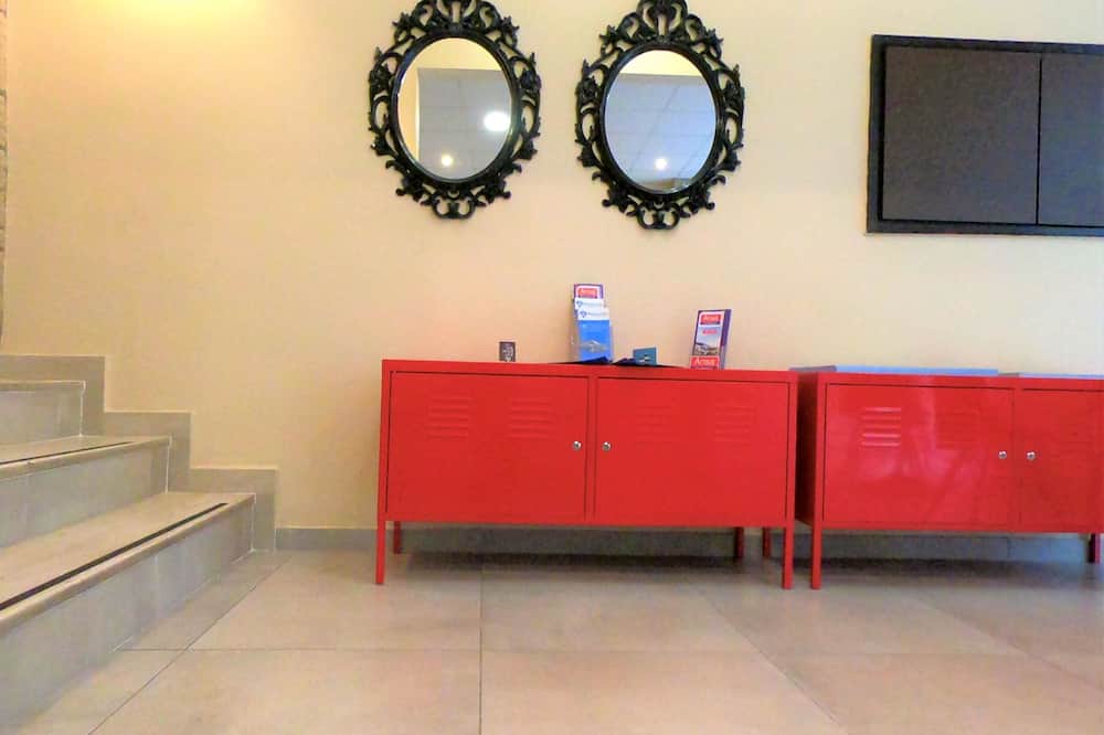 ホテル アチリオン 写真