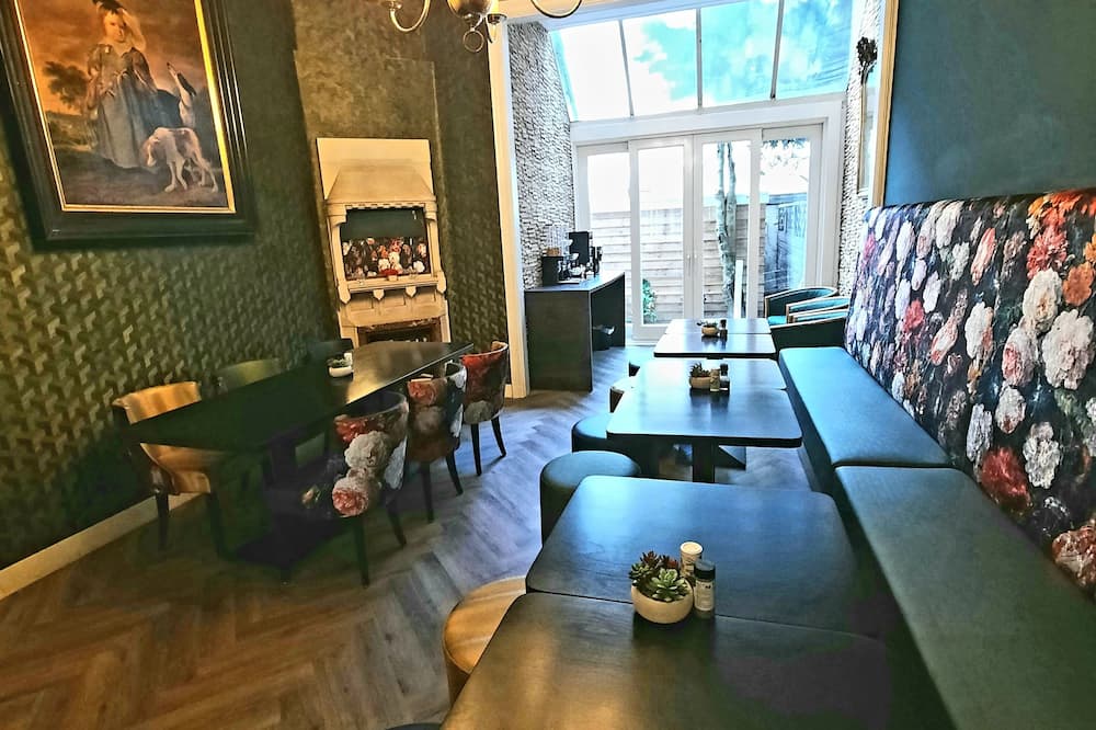 ホテル ワシントン 写真