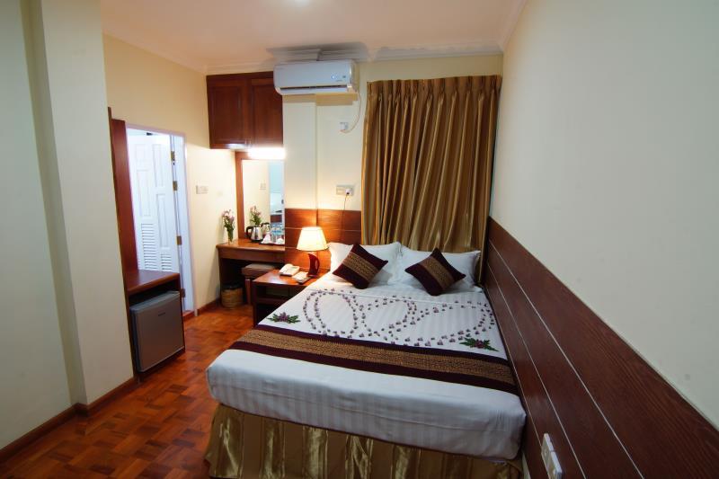 ホテル ヤダナボン 写真