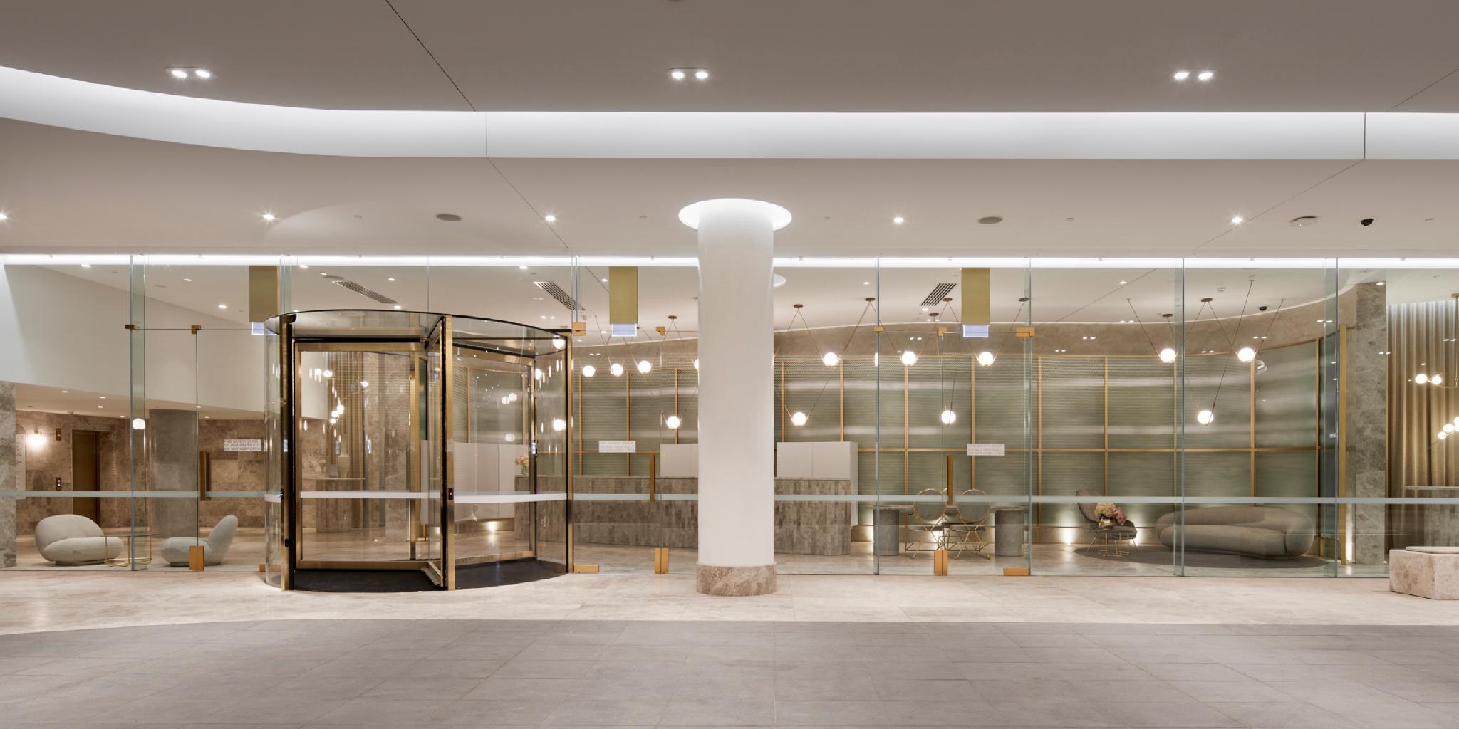 イオス バイ スカイシティ 写真