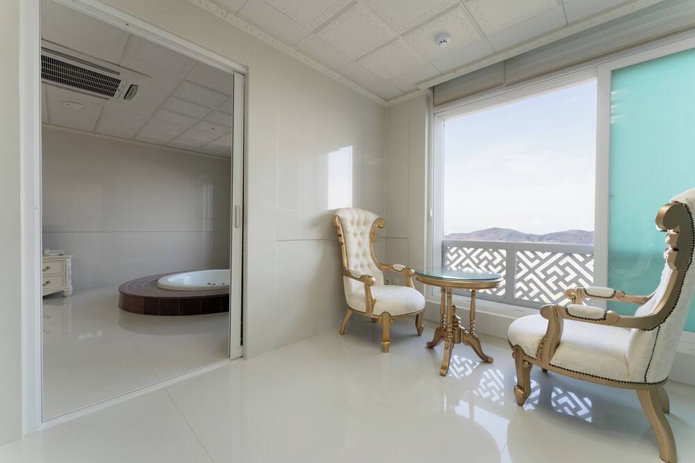 カヤ ホテル 写真