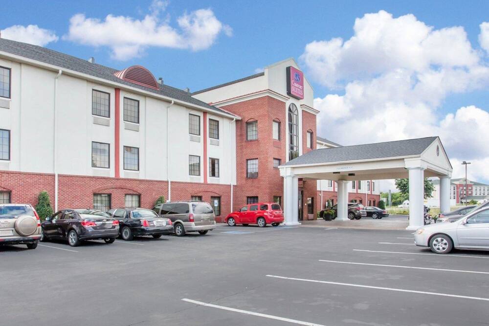 コンフォート スイーツ レバノン 写真