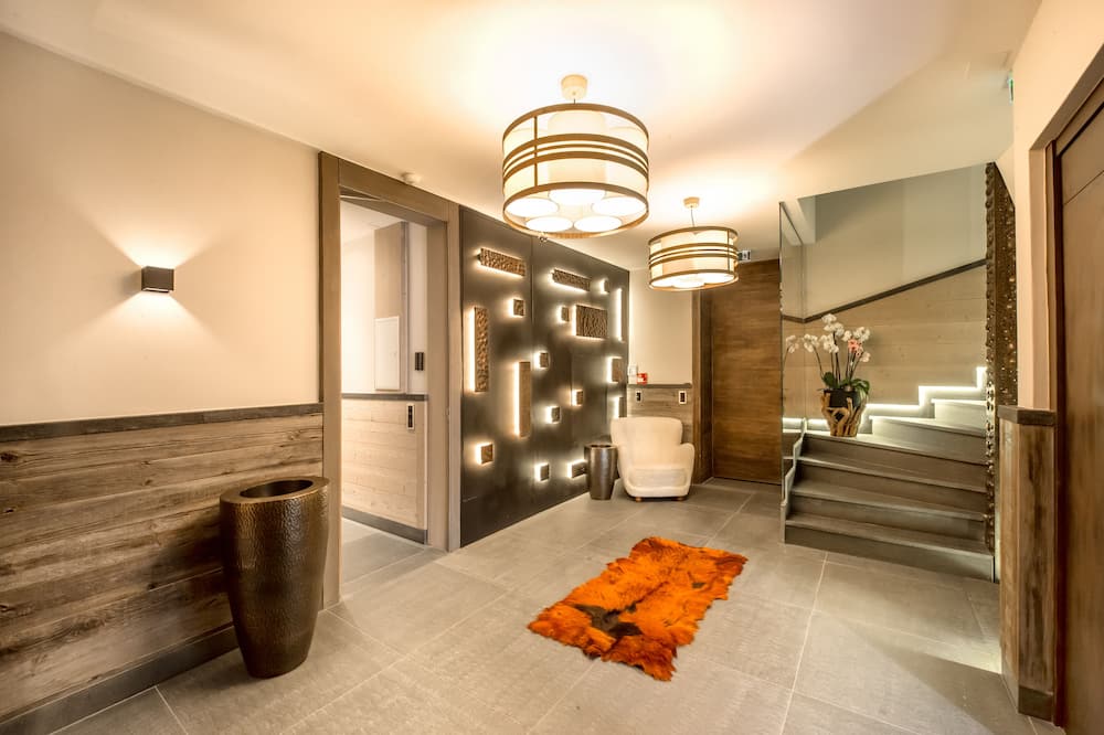 シャレー ミギ ラグジュアリー リビング アンド スパ 写真