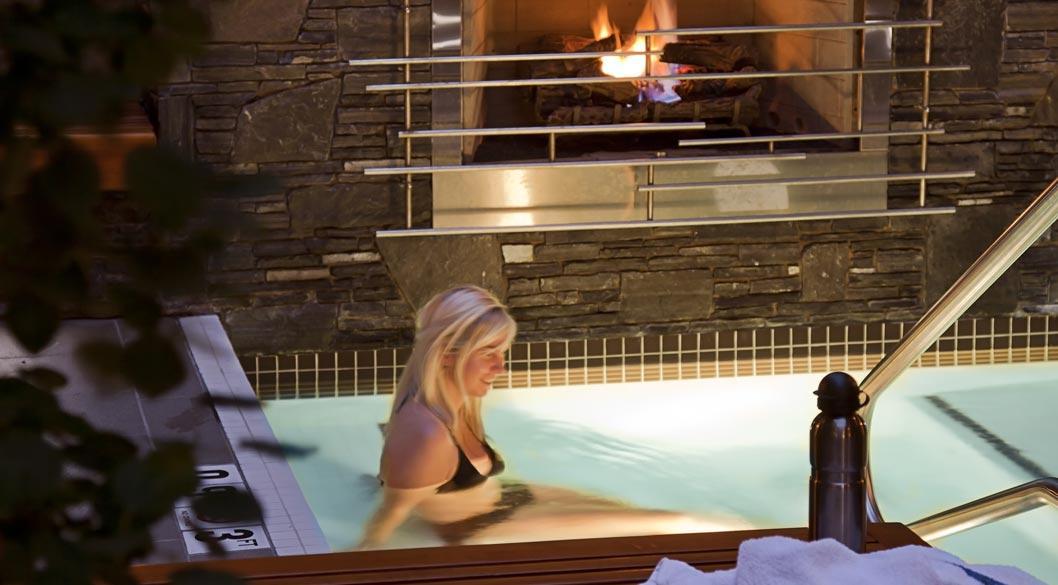 バンフ アスペン ロッジ 写真