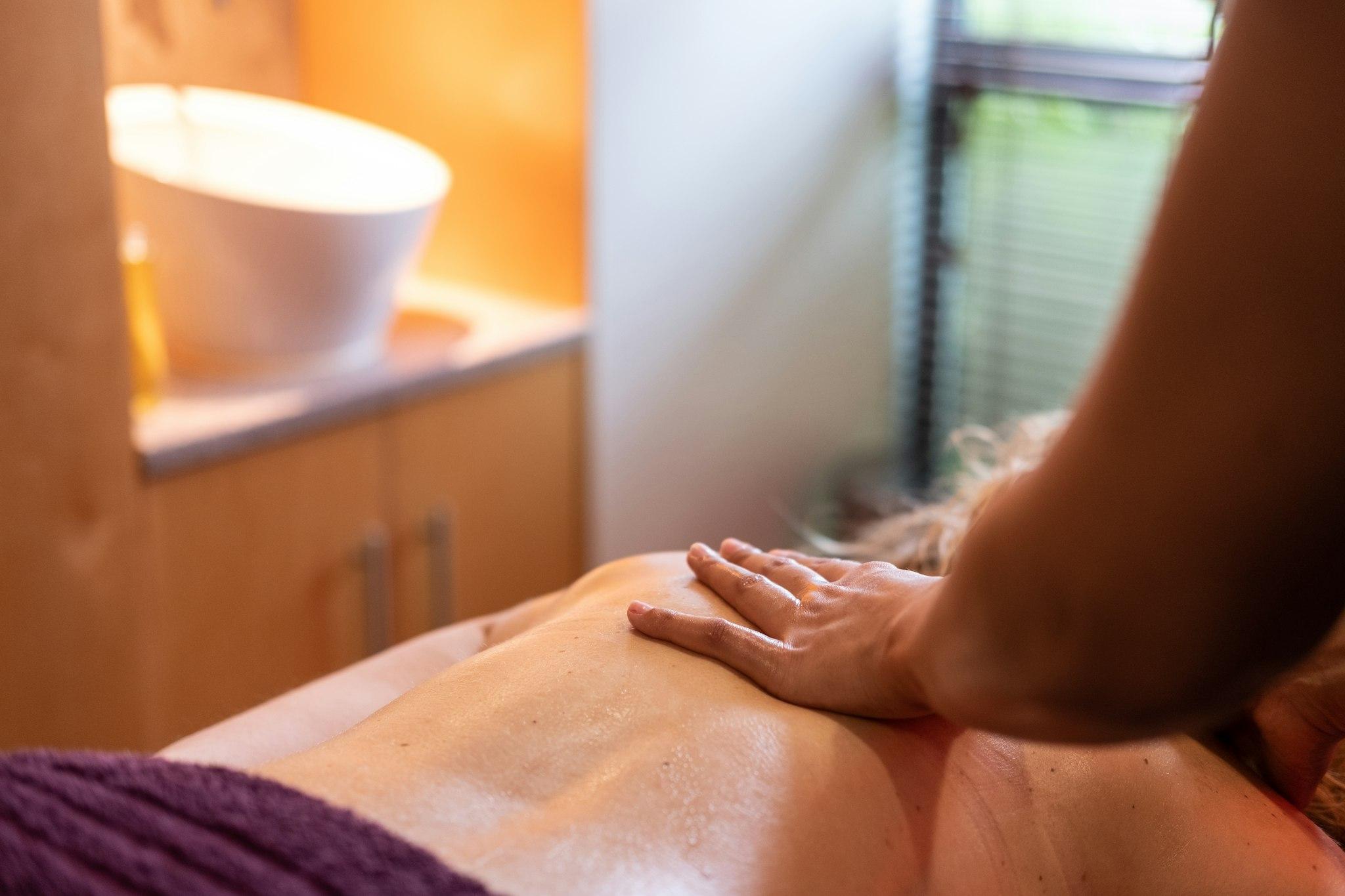 Burleigh Court Hotel and Leisure 写真