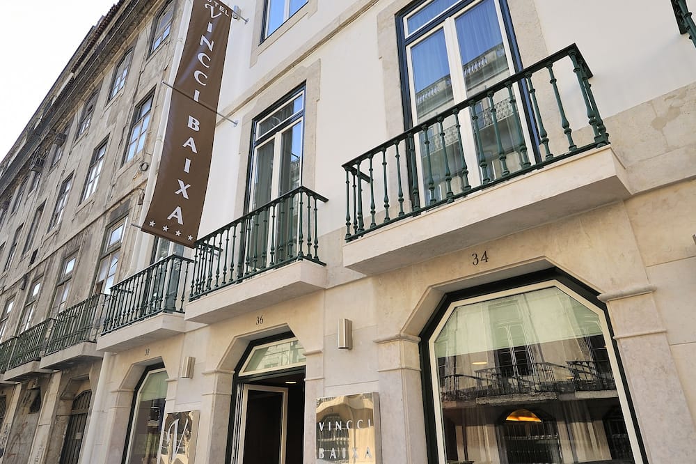 ヴィンチ バイシャ ホテル 写真