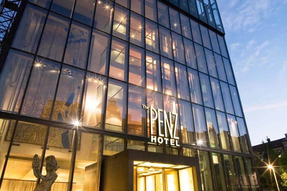 ザ ペンツ ホテル 写真