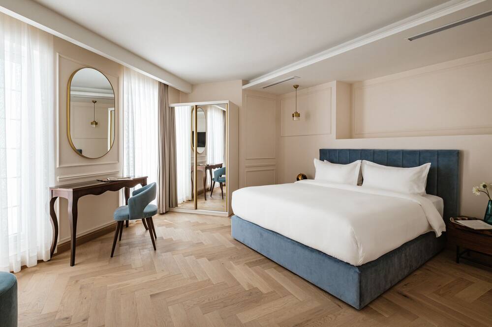 パラッツォ カスタニャ 写真