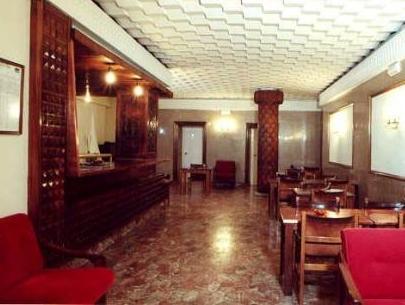 オスタル コルテス 写真