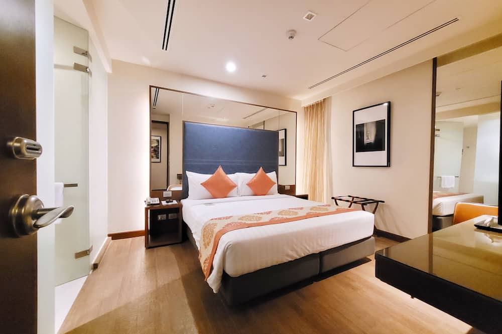 オン エイト スクンビット ナナ バンコク 写真