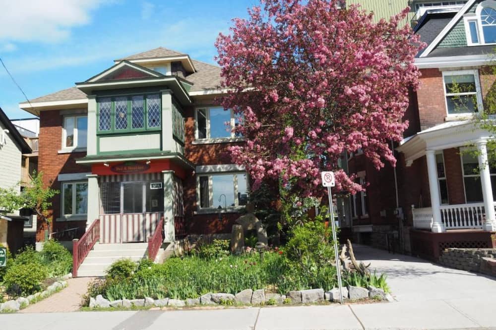 ダウンタウン ベッド アンド ブレックファスト 写真