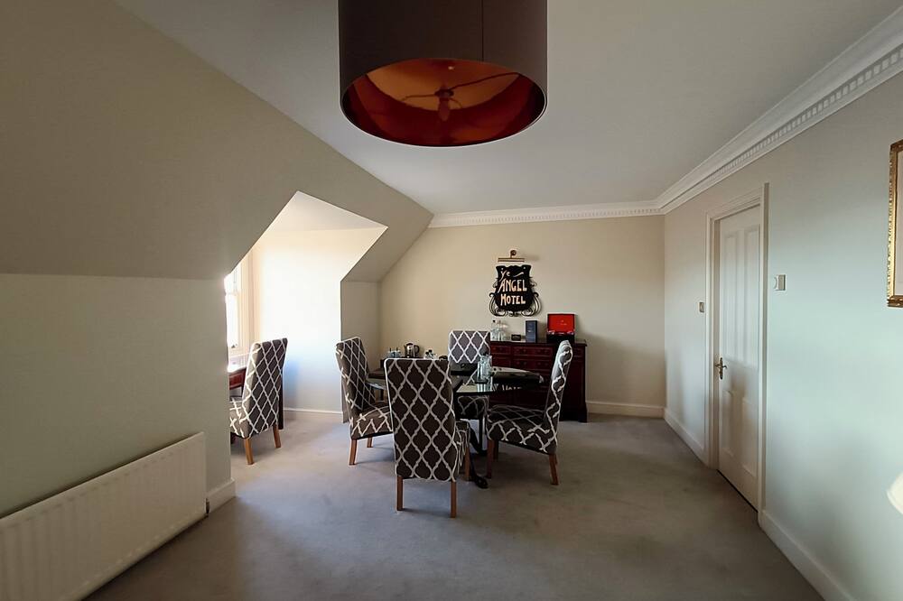 The Angel Posting House & Livery 写真