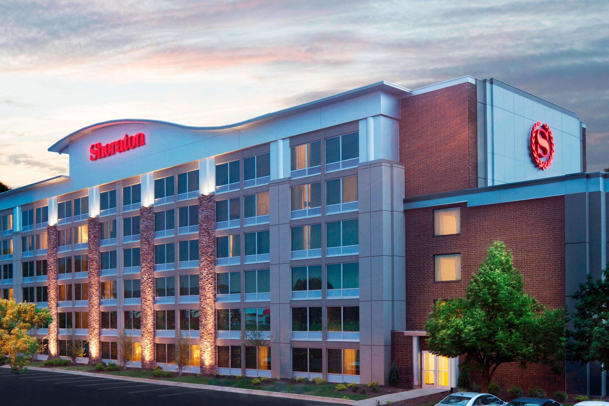 シェラトン アンアーバー ホテル 写真