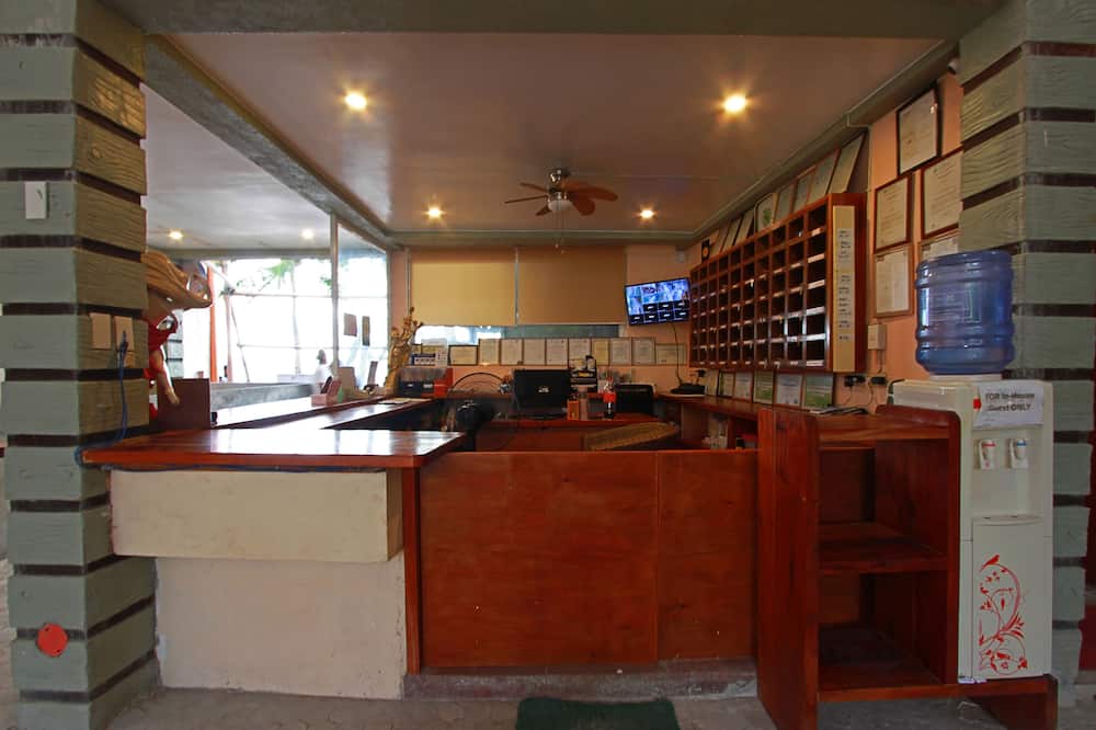 ニギ ニギ トゥー ビーチ リゾート 写真