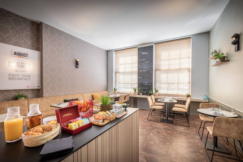 ホテル オーガステン 写真