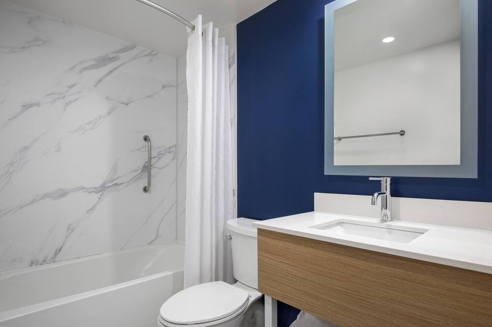 スパーク バイ ヒルトン トロント エアポート 写真