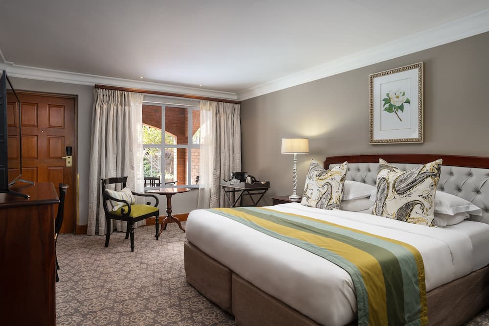 Premier Hotel Falstaff 写真