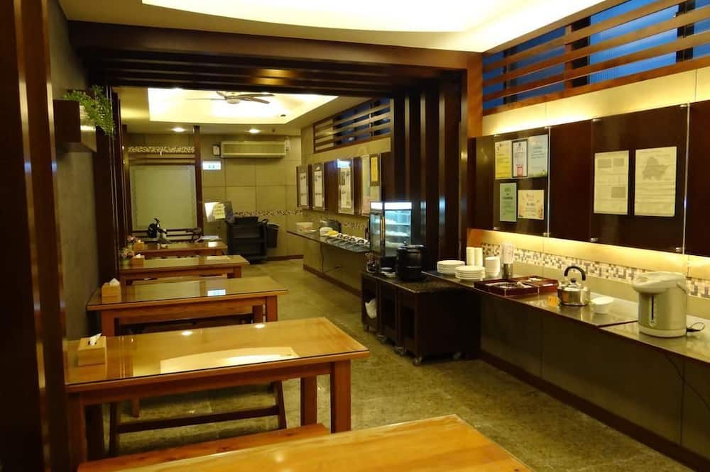 ウーゾウ ホテル 写真