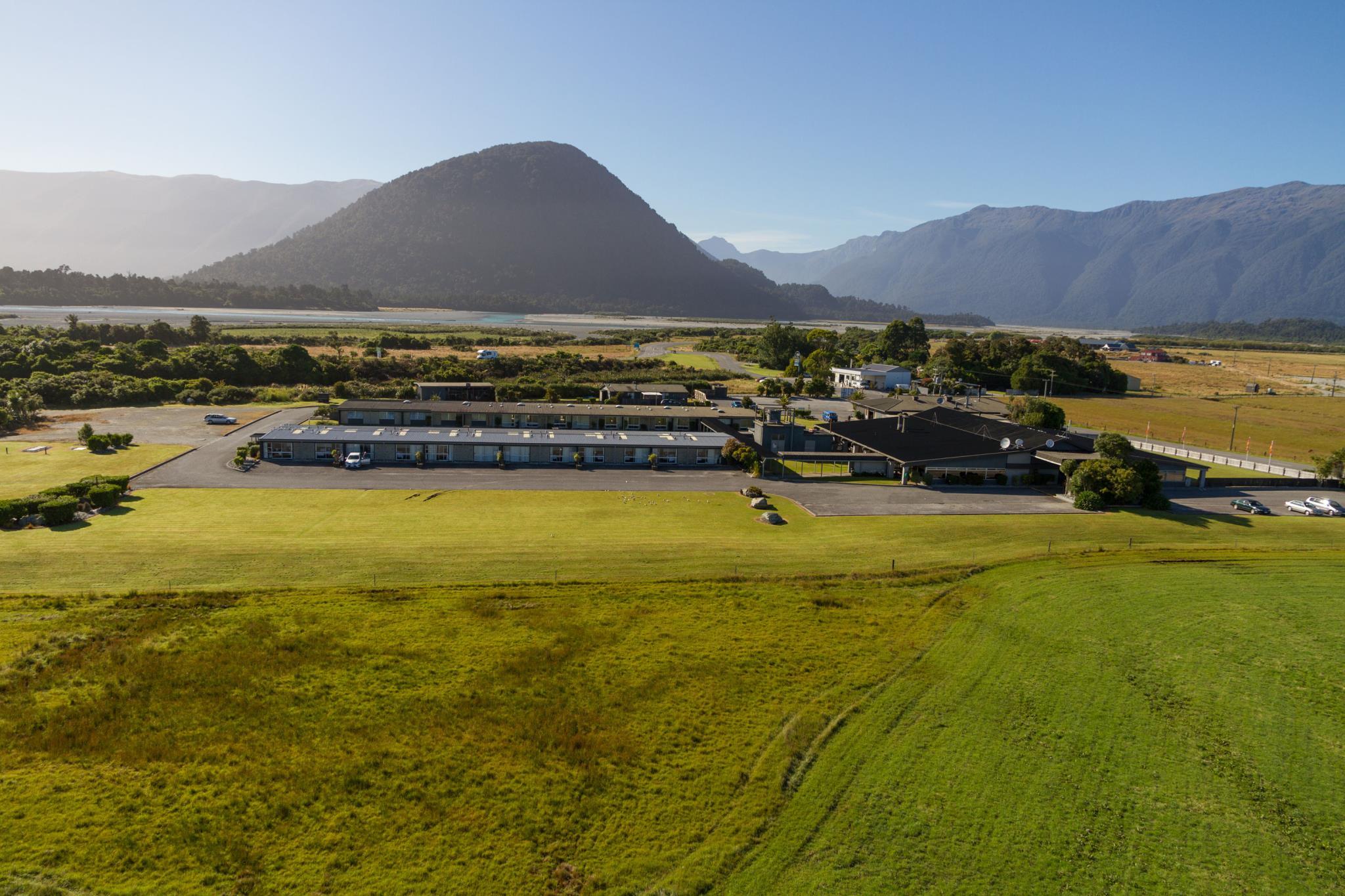 Heartland Hotel Haast 写真